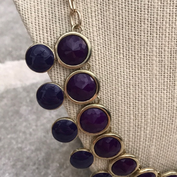 Purple statement necklace - Picture 6 of 6